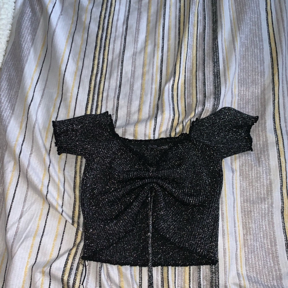 Two piece set - Picture 2 of 4